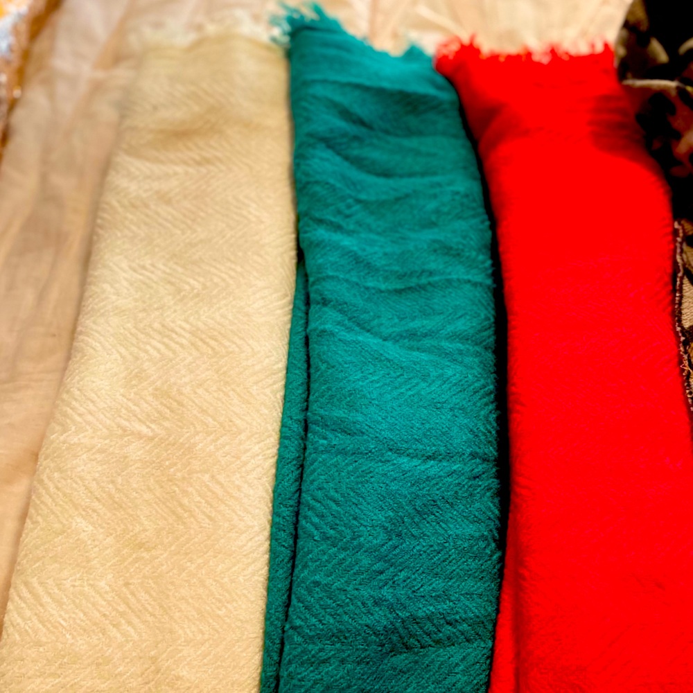 Scarfs!